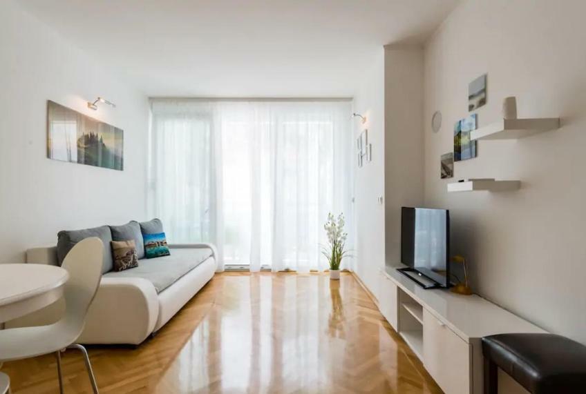 Granny Mira Apartment Omis Ngoại thất bức ảnh